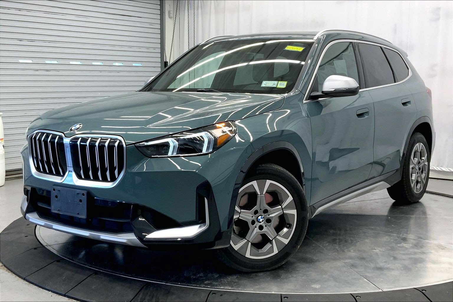 Used 2024 BMW X1 xDrive28i w/ Convenience Package AWD/4WD image 1