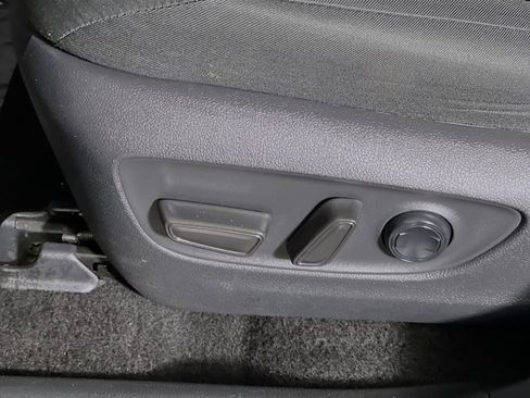 Used 2025 Toyota RAV4 XLE image 16