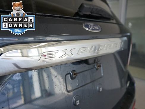 Used 2023 Ford Explorer XLT w/ Equipment Group 202A AWD/4WD image 13