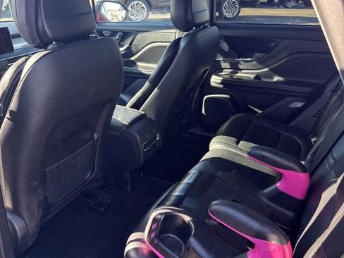 Used 2020 Lincoln Corsair FWD w/ Premium Package image 6