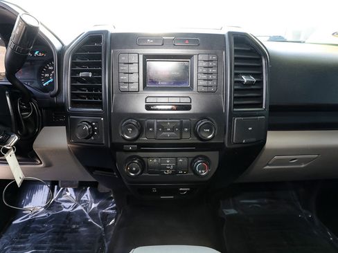 Used 2017 Ford F150 XL w/ Equipment Group 101A Mid image 16