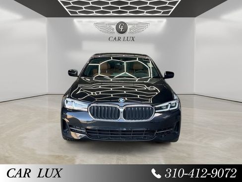 Used 2021 BMW 530i w/ Premium Package RWD image 8