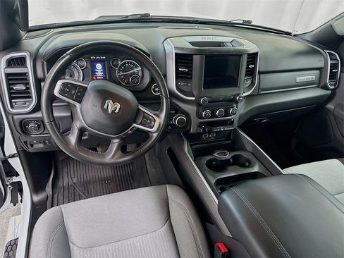 Used 2022 RAM 1500 Big Horn image 4