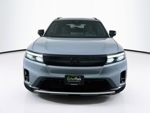 Used 2024 Honda Prologue Touring image 2