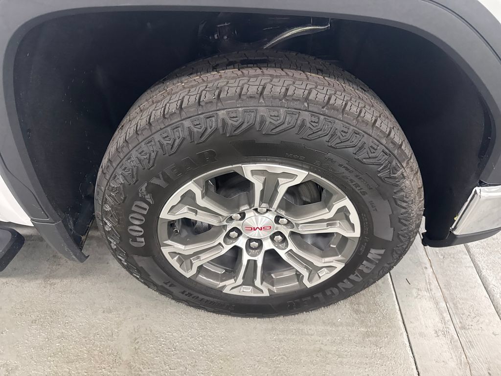 New 2026 GMC Sierra 1500 SLE AWD/4WD image 4