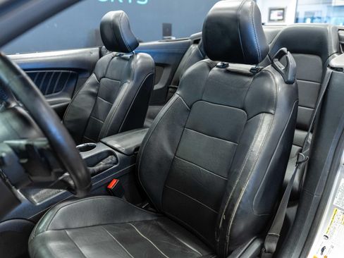 Used 2015 Ford Mustang GT Premium RWD image 12