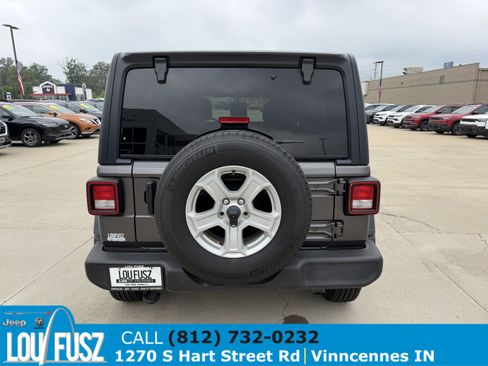 Used 2021 Jeep Wrangler Unlimited Sport AWD/4WD image 6