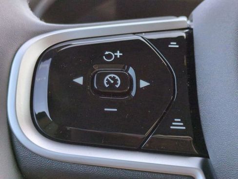 New 2026 Volvo XC90 B6 Plus image 18