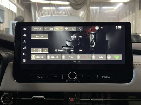 Used 2025 Mitsubishi Outlander SEL image 18