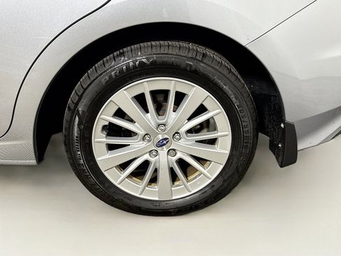 Used 2018 Subaru Impreza 2.0i Premium image 28