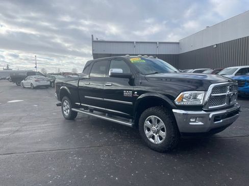 Used 2014 RAM 2500 Laramie w/ Convenience Group AWD/4WD image 8