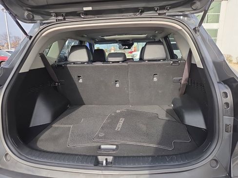 Used 2022 Kia Seltos EX image 11