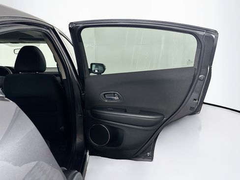 Used 2016 Honda HR-V EX image 29