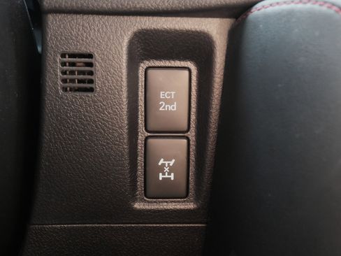 Used 2023 Lexus GX 460 Premium image 18