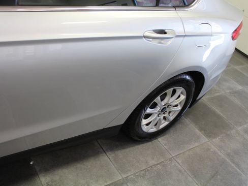 Used 2016 Ford Fusion S image 31