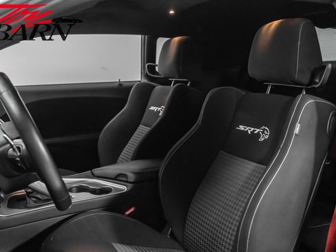 Used 2021 Dodge Challenger SRT Hellcat image 23