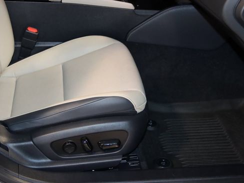 Used 2021 Lexus ES 250 w/ Premium Package image 55