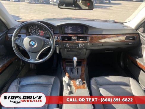 Used 2011 BMW 328i xDrive 2dr Cpe 328i xDrive AWD SULEV image 10