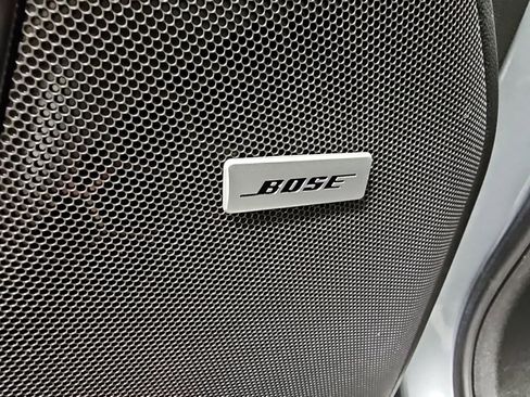 Used 2025 GMC Yukon XL AT4 w/ AT4 Premium Package image 32