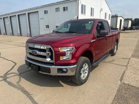 Used 2017 Ford F150 XLT w/ Equipment Group 301A Mid AWD/4WD image 5
