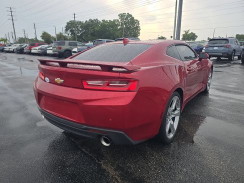 Used 2018 Chevrolet Camaro SS RWD image 4