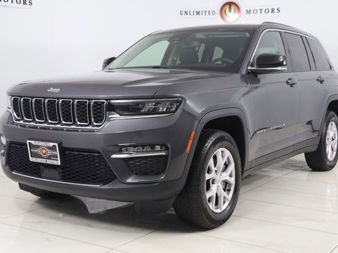 Used 2022 Jeep Grand Cherokee Limited image 5