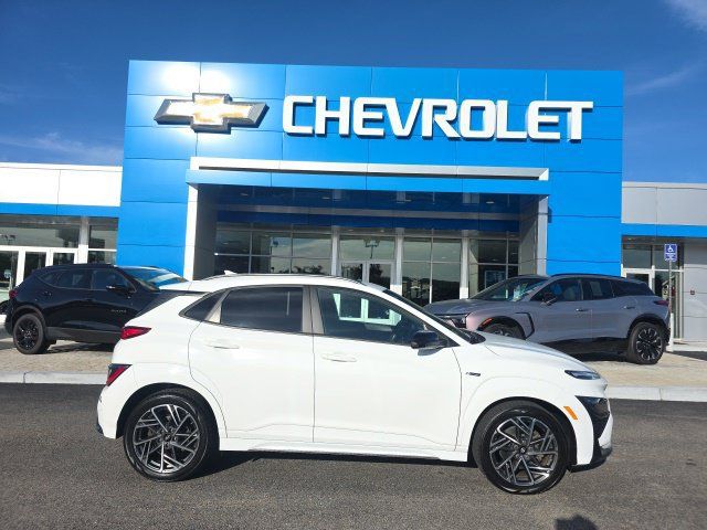 Used 2022 Hyundai Kona N Line w/ Tech Package AWD/4WD image 2
