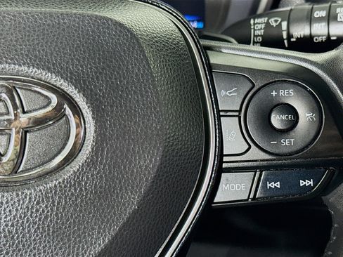 Used 2021 Toyota Corolla SE w/ Carpet Mat Package (TMS) FWD image 13