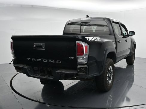 Used 2022 Toyota Tacoma TRD Off-Road w/ Technology Package AWD/4WD image 6