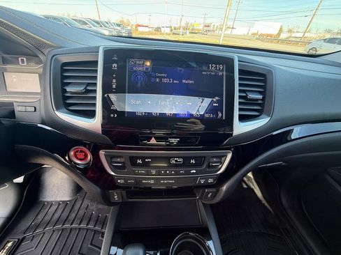 Used 2017 Honda Ridgeline RTL-E image 16