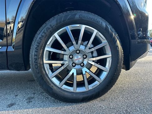 New 2026 GMC Terrain Denali w/ LPO, Floor Liner Package image 13