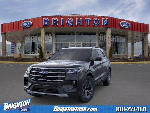 Used 2026 Ford Explorer Active w/ Active Comfort Package image 4
