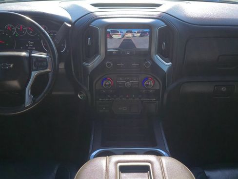 Used 2021 Chevrolet Silverado 1500 LT Trail Boss w/ Convenience Package II AWD/4WD image 26