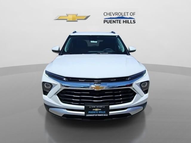 New 2026 Chevrolet TrailBlazer LT w/ Driver Confidence Package FWD image 3