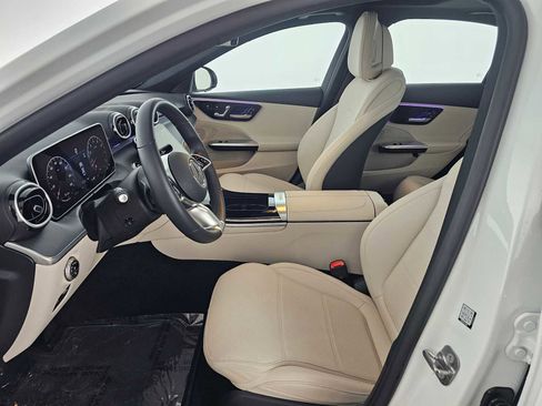 Used 2025 Mercedes-Benz C 300 Sedan image 20