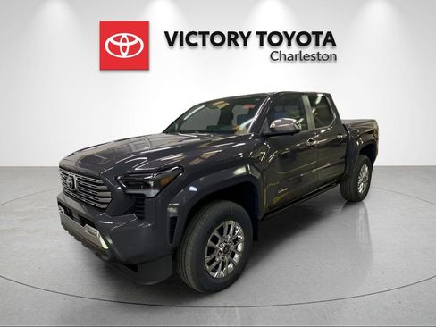 New 2025 Toyota Tacoma 4x4 Double Cab image 2