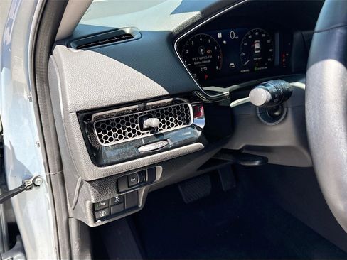 Certified 2023 Honda Civic Touring image 11
