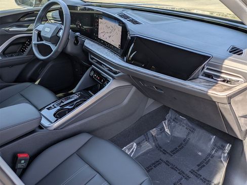New 2025 Audi Q5 Premium Plus image 9