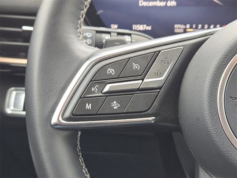 Used 2025 Buick Envision Sport Touring image 23