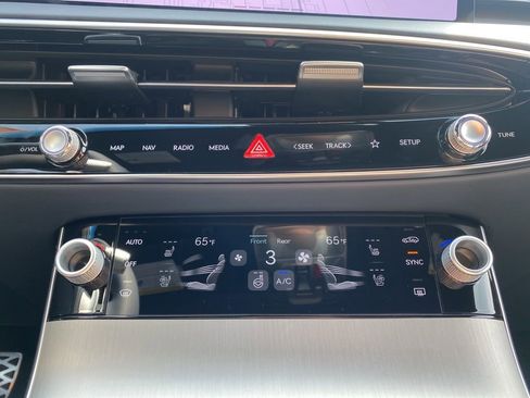 New 2026 Genesis GV70 3.5T Sport Advanced image 19