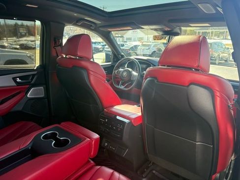 Used 2025 Acura MDX A-Spec image 34