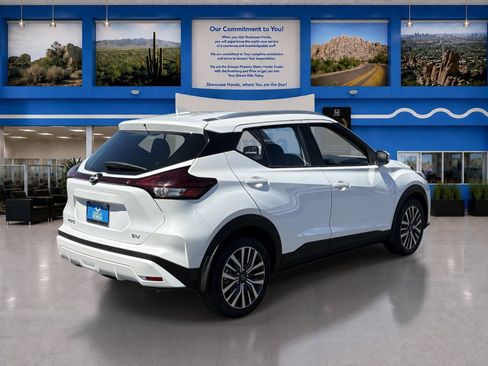 Used 2022 Nissan Kicks SV FWD image 7