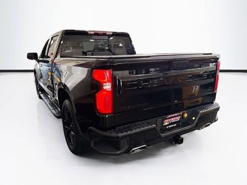 Used 2023 Chevrolet Silverado 1500 High Country w/ High Country Premium Package AWD/4WD image 8