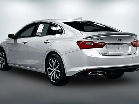 Used 2021 Chevrolet Malibu RS FWD image 5