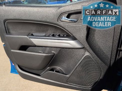 Used 2022 Chevrolet Colorado LT w/ LT Convenience Package image 14