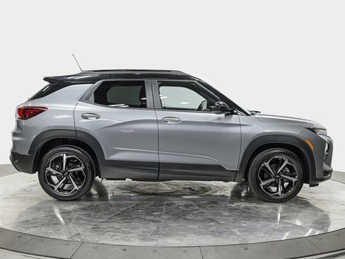 Used 2023 Chevrolet TrailBlazer RS FWD image 10