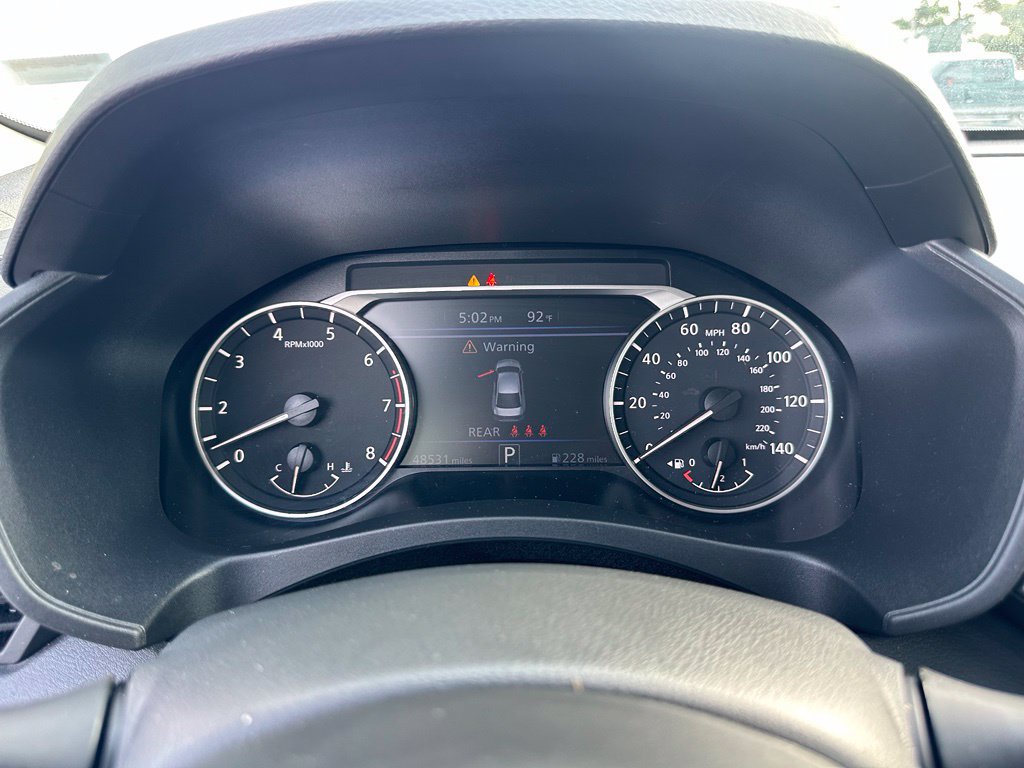 Used 2025 Nissan Altima 2.5 SV FWD image 23