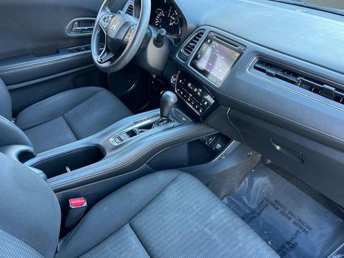 Used 2016 Honda HR-V EX image 31