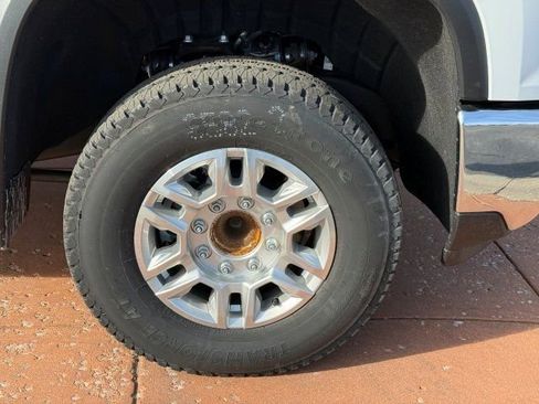 New 2025 Chevrolet Silverado 2500 W/T RWD image 10