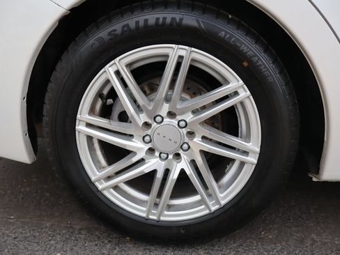 Used 2013 Subaru Impreza 2.0i AWD/4WD image 41